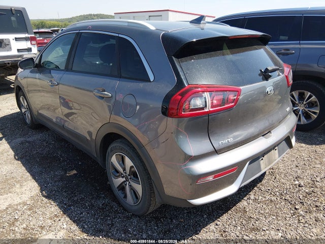 2017 KIA NIRO LX 3