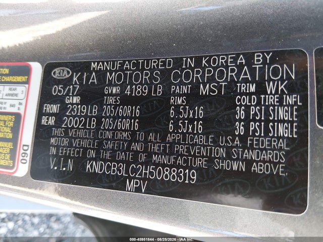 2017 KIA NIRO LX 9