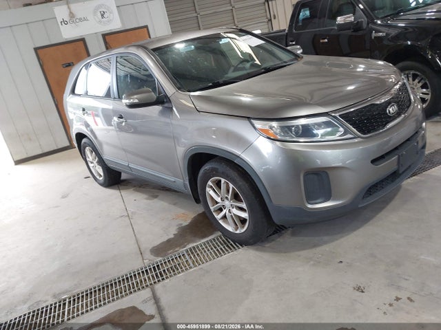 2015 KIA SORENTO LX