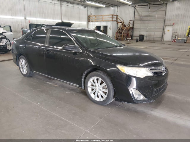 2012 TOYOTA CAMRY XLE