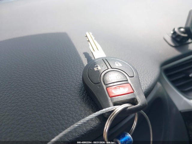 2017 Nissan SENTRA S 照片 11