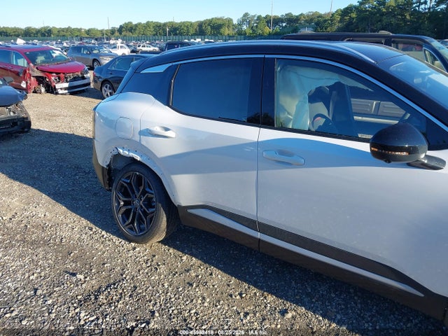 2026 NISSAN KICKS SR 6