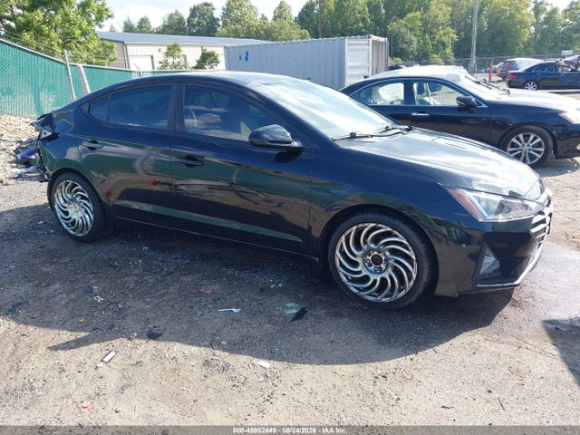 2019 HYUNDAI ELANTRA SE