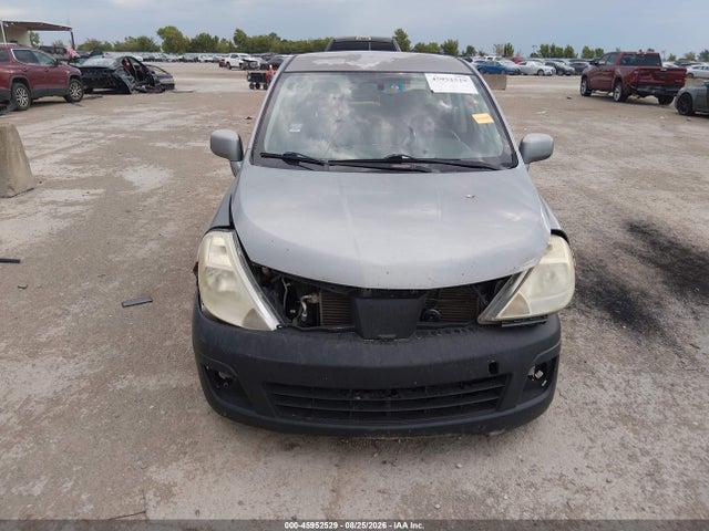 2010 Nissan VERSA 1.8S 照片 15