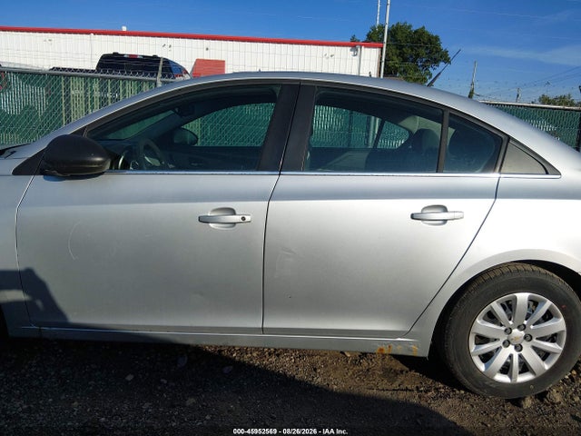 صورة 14 لـ 2011 Chevrolet CRUZE LS