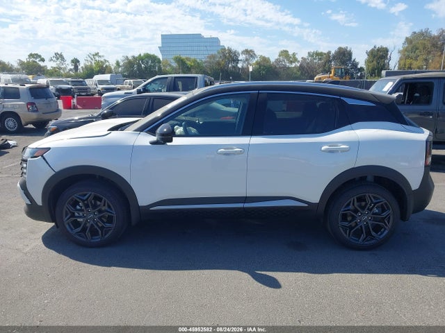 2026 NISSAN KICKS SR 14