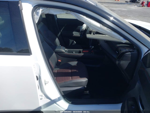 2026 NISSAN KICKS SR 5