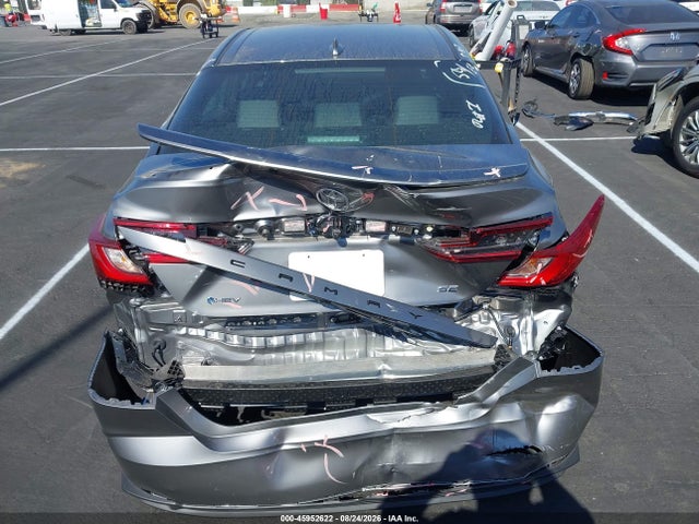 2026 TOYOTA CAMRY SE 17