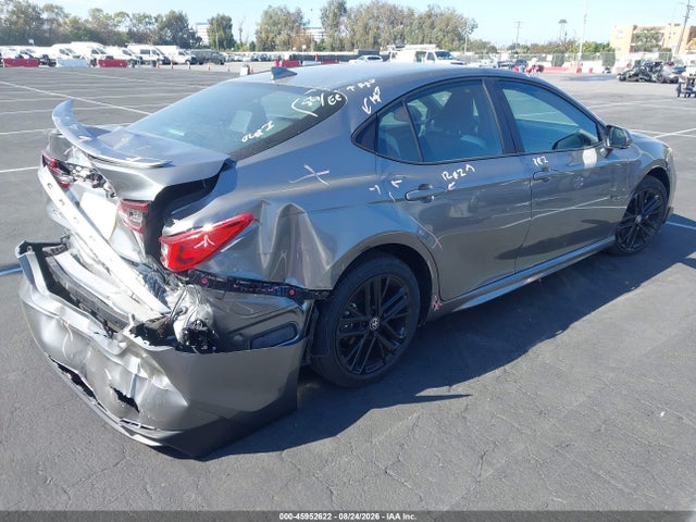 2026 TOYOTA CAMRY SE 4