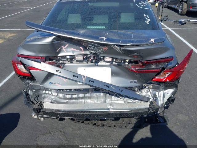 2026 TOYOTA CAMRY SE 6