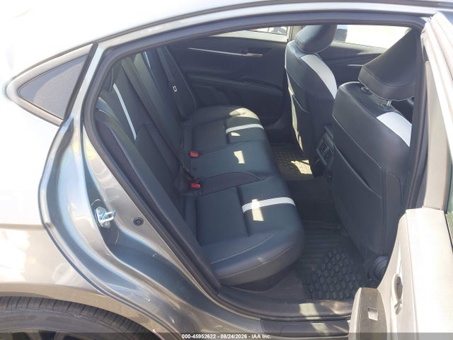 2026 TOYOTA CAMRY SE 8