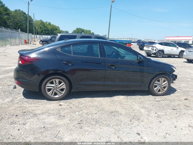 2019 HYUNDAI ELANTRA SEL 14