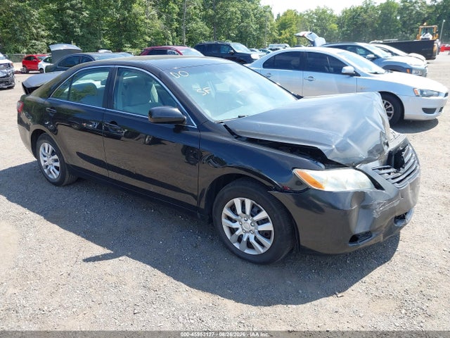 2009 TOYOTA CAMRY LE