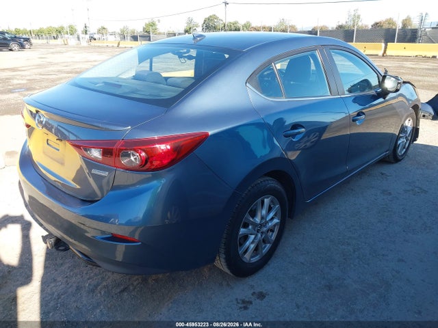 صورة 4 لـ 2014 Mazda MAZDA3 I TOURING