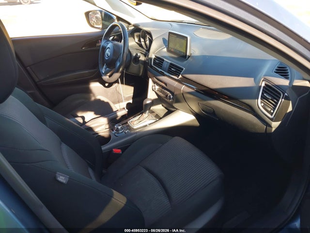 صورة 5 لـ 2014 Mazda MAZDA3 I TOURING