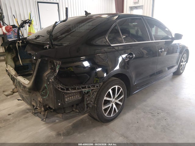 2017 VOLKSWAGEN JETTA 1.4T SE 4