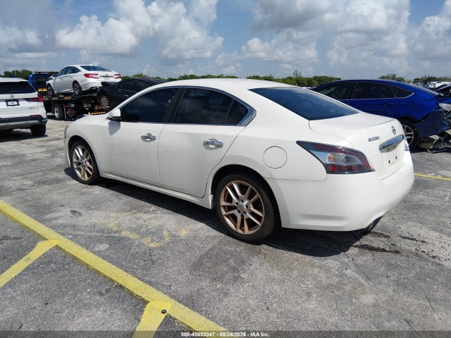 صورة 3 لـ 2014 Nissan MAXIMA 3.5 S/3.5 SV