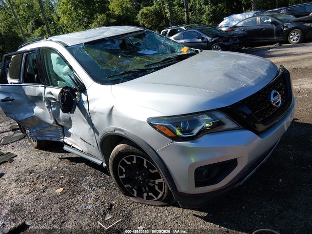 2019 NISSAN PATHFINDE SV