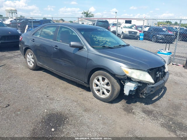 2010 TOYOTA CAMRY LE V6