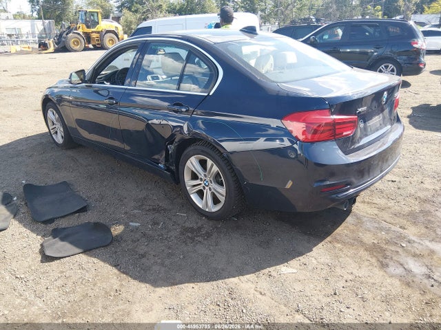 صورة 3 لـ 2017 BMW 330I XDRIVE