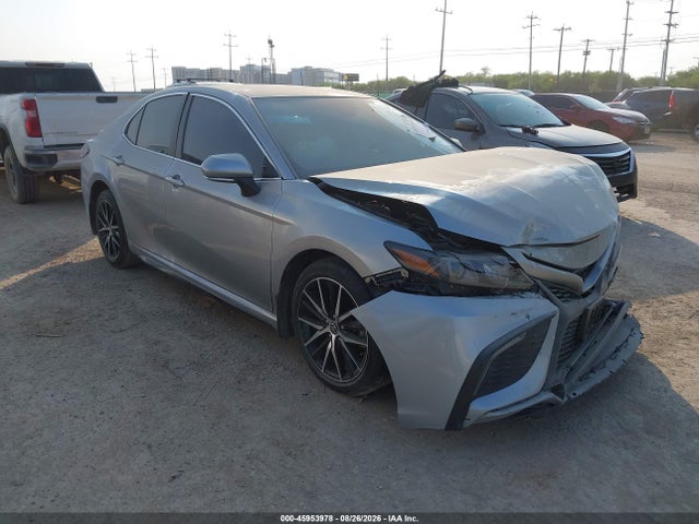 2024 TOYOTA CAMRY SE