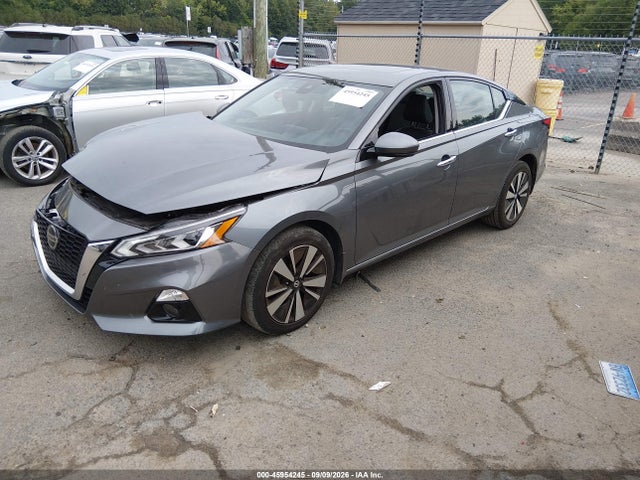 2021 NISSAN ALTIMA SL INTELLIGENT AWD 2