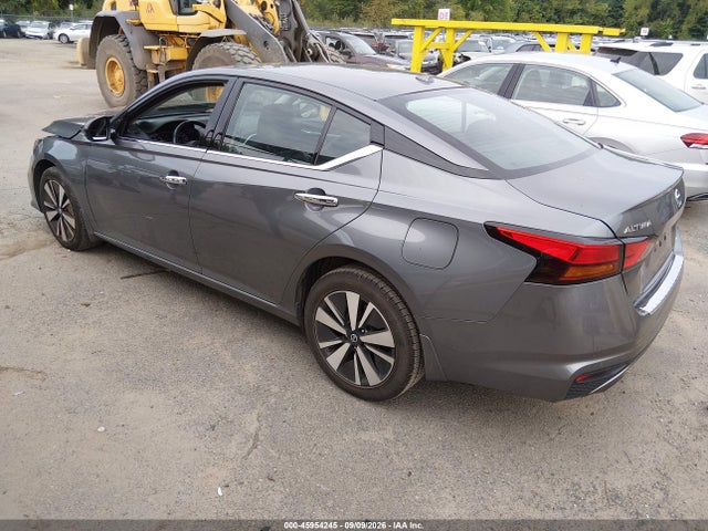 2021 NISSAN ALTIMA SL INTELLIGENT AWD 3