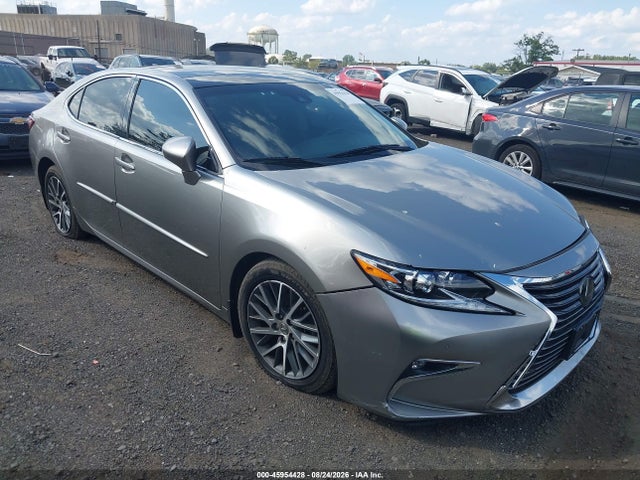 2018 LEXUS ES 