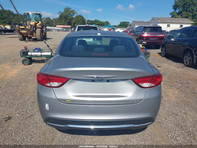 2017 CHRYSLER 200 LIMITED 16