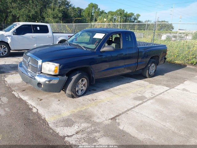 صورة 2 لـ 2005 Dodge DAKOTA SLT
