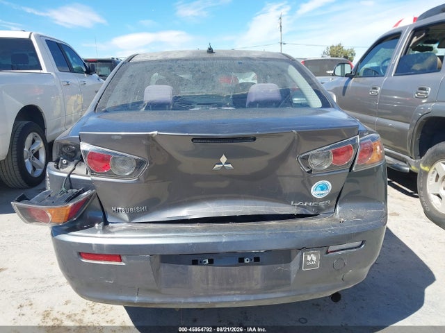 صورة 6 لـ 2010 Mitsubishi LANCER ES