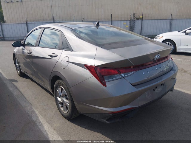 2023 HYUNDAI ELANTRA SE 3