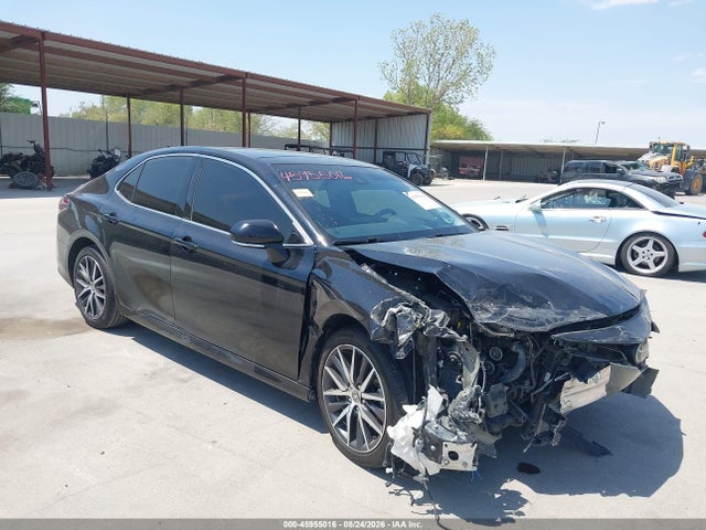 2024 TOYOTA CAMRY XLE V6