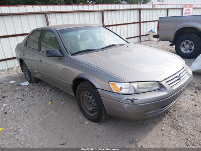 1998 TOYOTA CAMRY LE