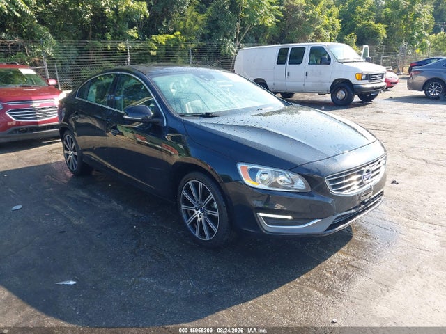 2017 VOLVO S60 T5