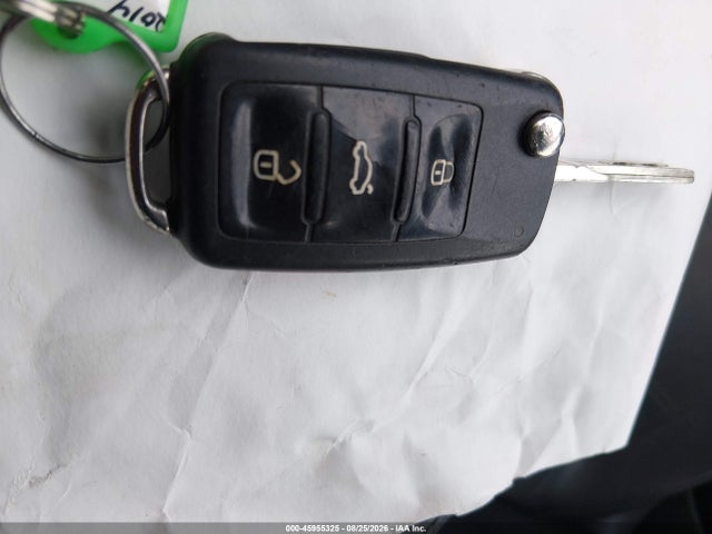 صورة 11 لـ 2014 Volkswagen PASSAT 1.8T SE