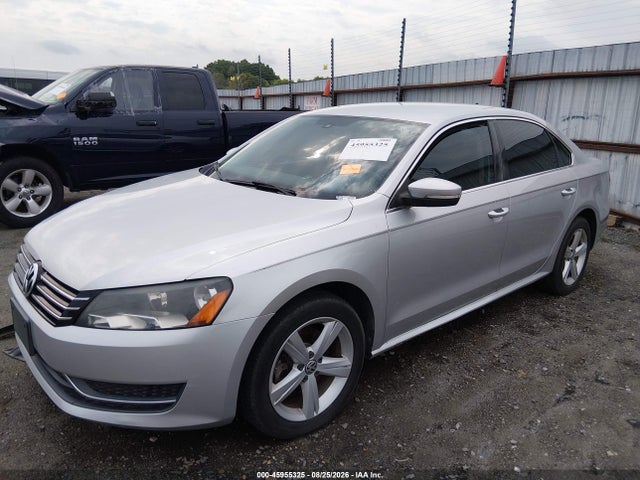 2014 Volkswagen PASSAT 1.8T SE 照片 2