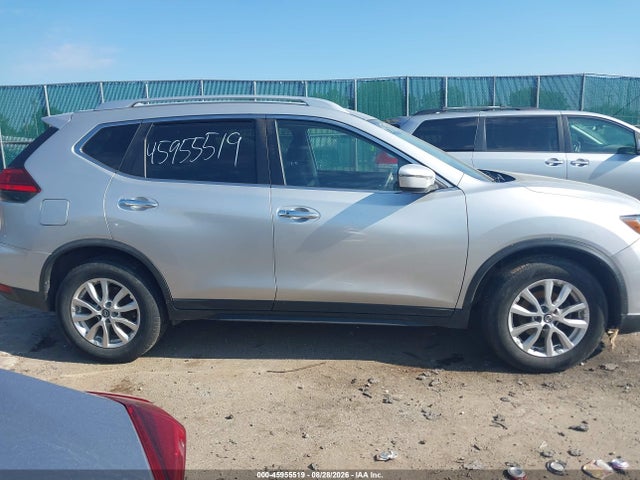 2017 NISSAN ROGUE SV 12