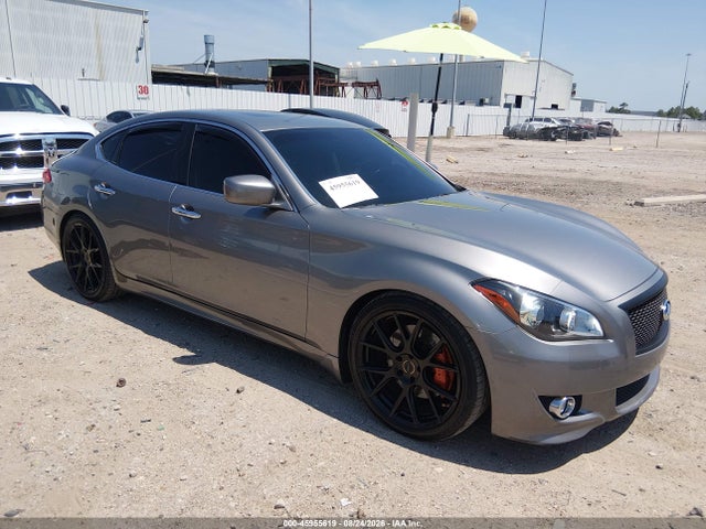 2012 INFINITI M37 