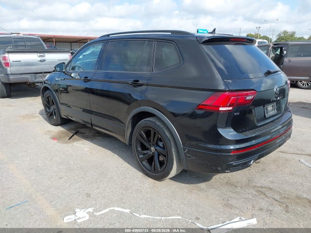 2023 VOLKSWAGEN TIGUAN 2.0T SE R-LINE BLACK 3