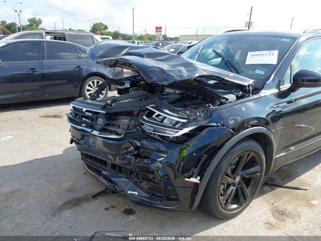 2023 VOLKSWAGEN TIGUAN 2.0T SE R-LINE BLACK 6