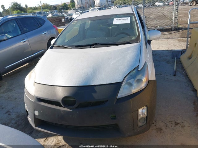 صورة 12 لـ 2011 Toyota PRIUS TWO