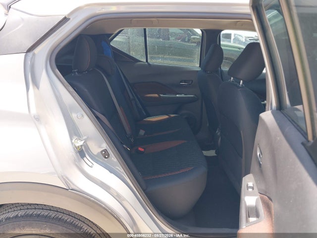 2023 NISSAN KICKS SR XTRONIC CVT 8