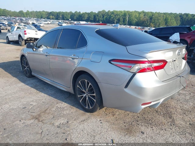 2019 TOYOTA CAMRY SE 3