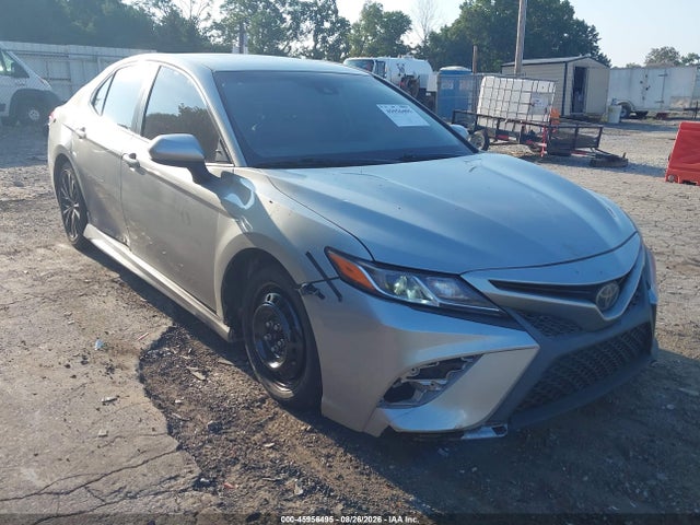 2019 TOYOTA CAMRY SE 6