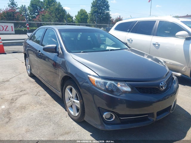 2012 TOYOTA CAMRY SE