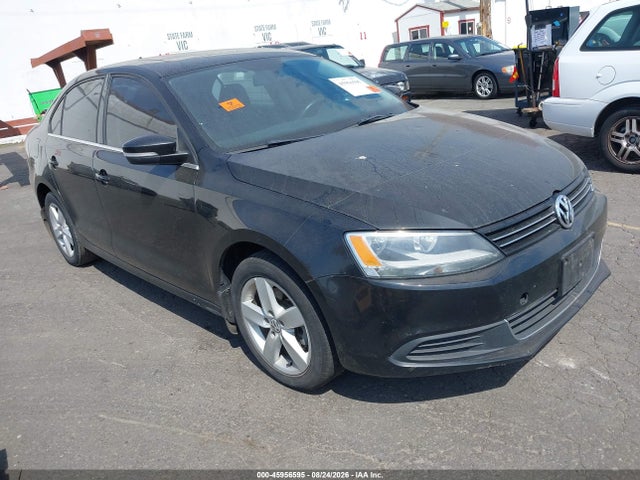 2013 VOLKSWAGEN JETTA 2.0L TDI