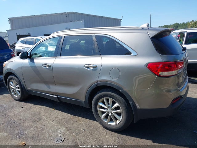 2017 KIA SORENTO 2.4L LX 14