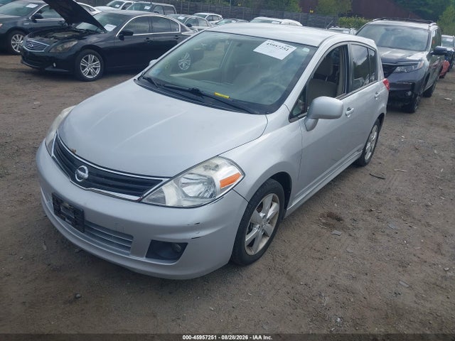 2010 Nissan VERSA 1.8SL 照片 2