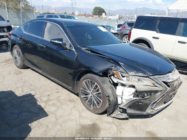 2025 LEXUS ES 